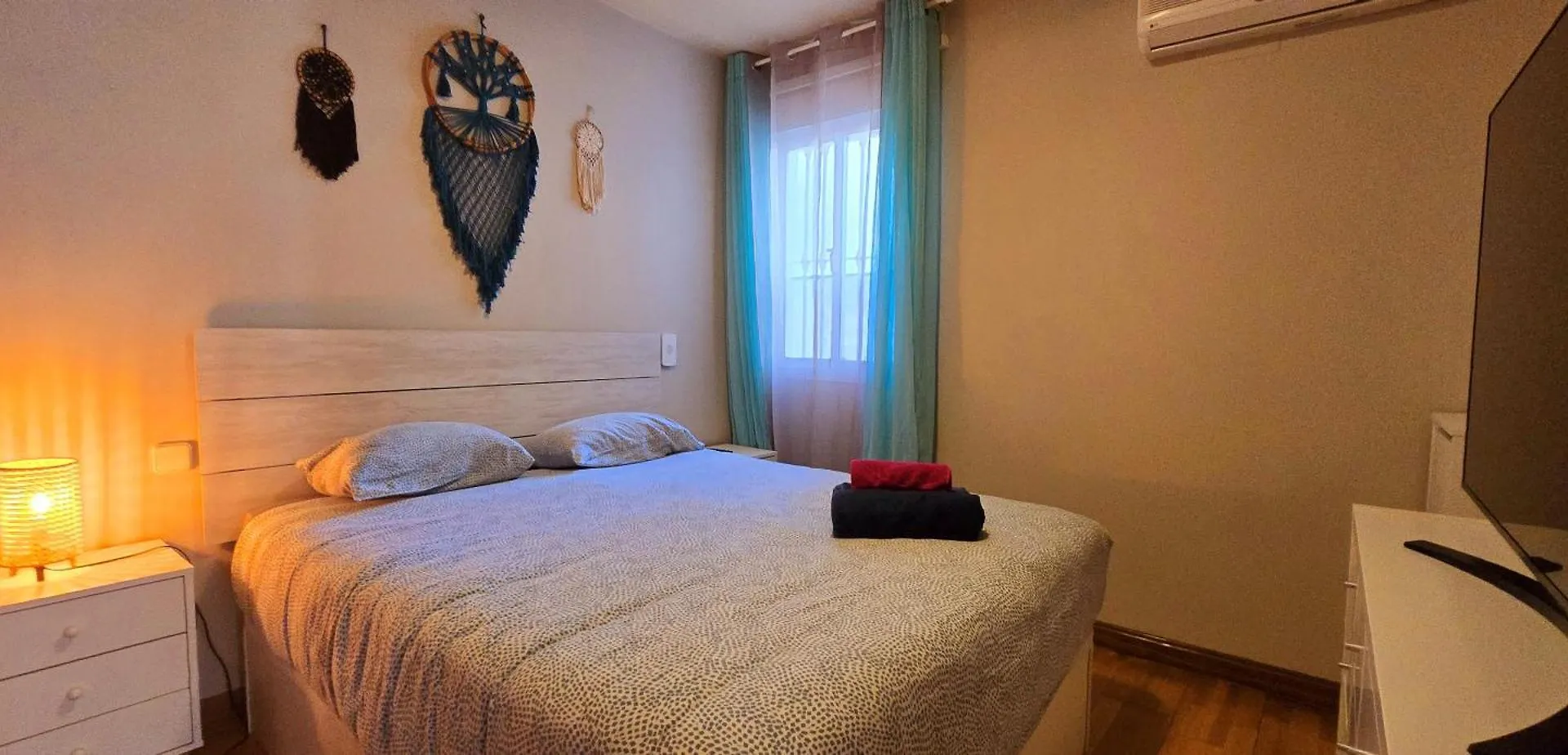 Bajo Con Jardin Y Barbacoa Apartment Benahavis